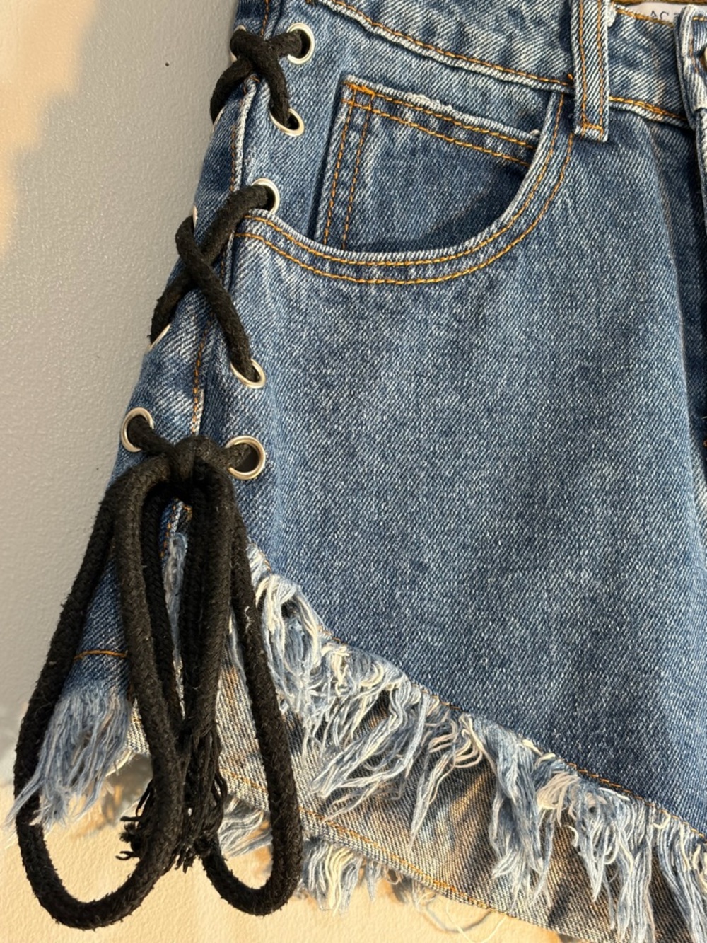 AG Adriano Goldschmied AC x AG Lace-Up Denim Jean Shorts Size S - Picture 6 of 10